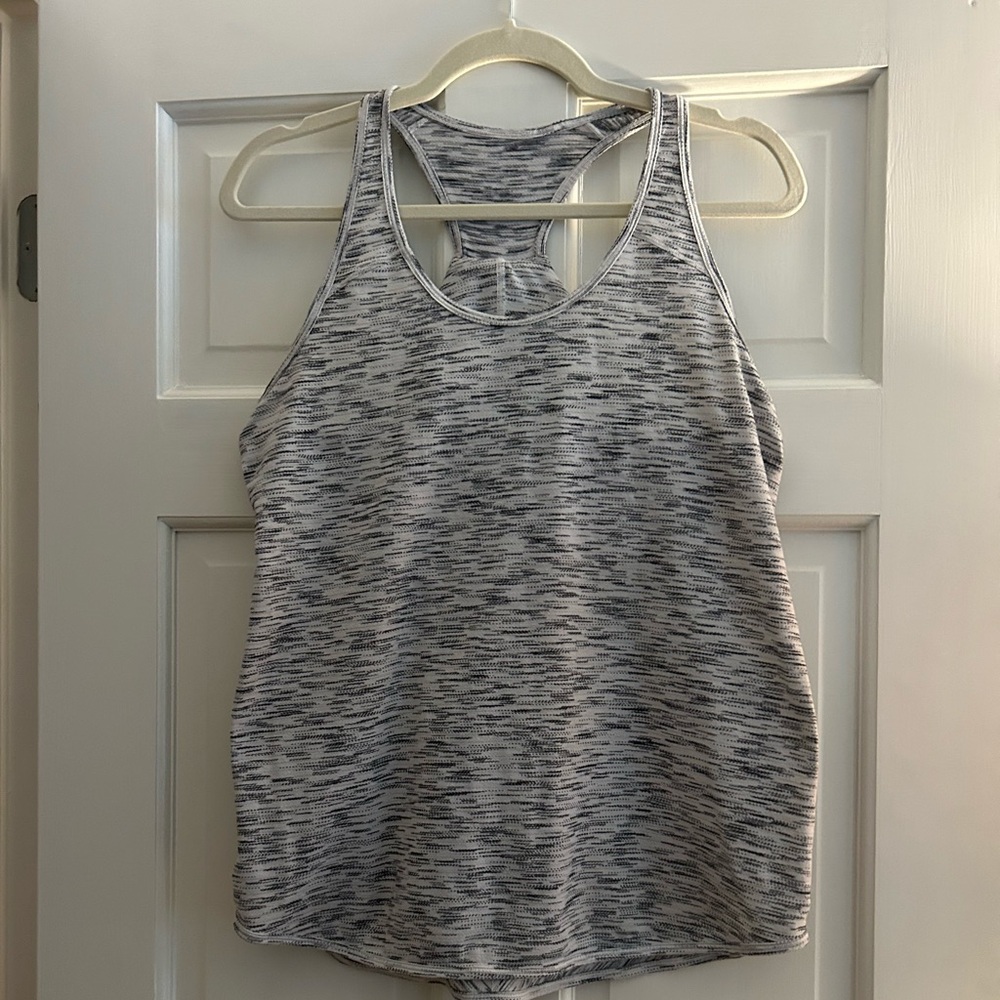 Lululemon Go Everywhere Tank Top Sz 8 Twist Back -Heather Grey / Black